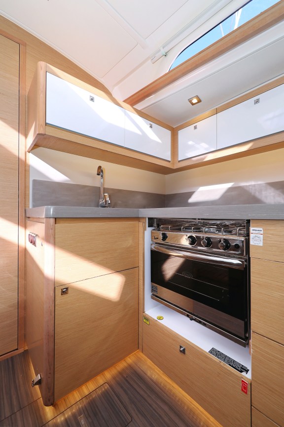 Image of Anthea yacht #19