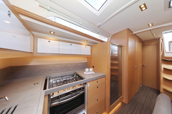 Image of Anthea yacht #21