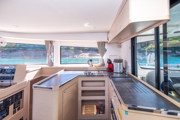 Image of Find Us yacht #18