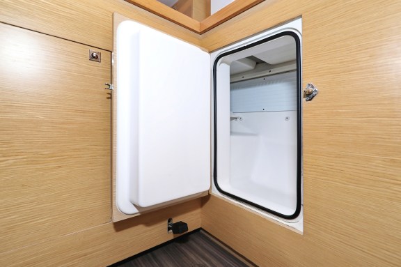 Image of Mercury yacht #36