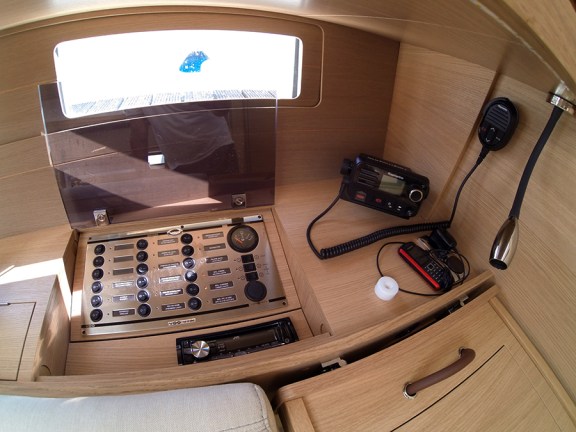 Image of Major Tom yacht #17