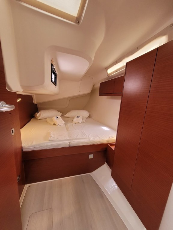 Image of heNA yacht #13