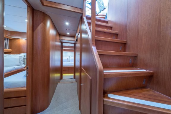 Image of Jantar yacht #17