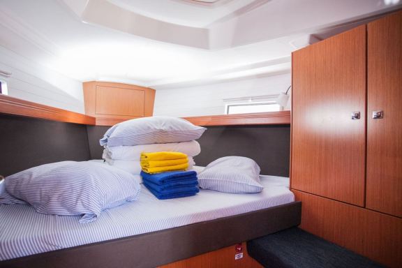 Image of Nancy yacht #12