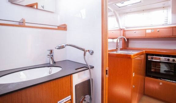 Image of Nancy yacht #19