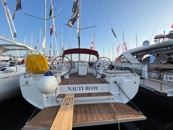 Image of Nauti Buoy yacht #3