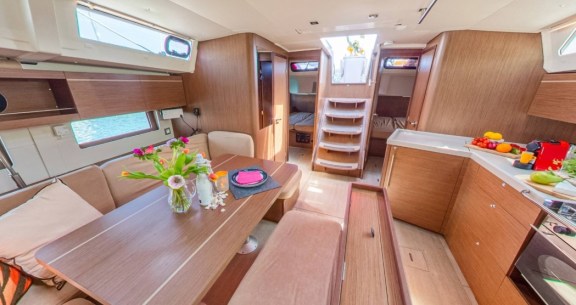 Image of Nauti Buoy yacht #10