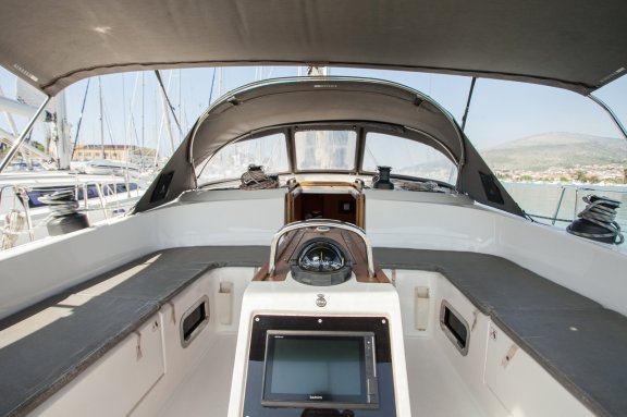 Image of Game Point yacht #3