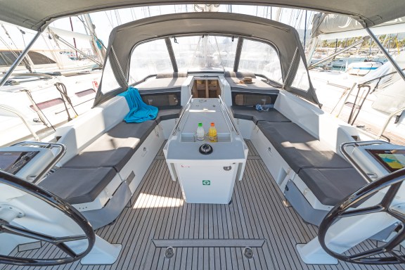 Image of Beautiful Helen yacht #14