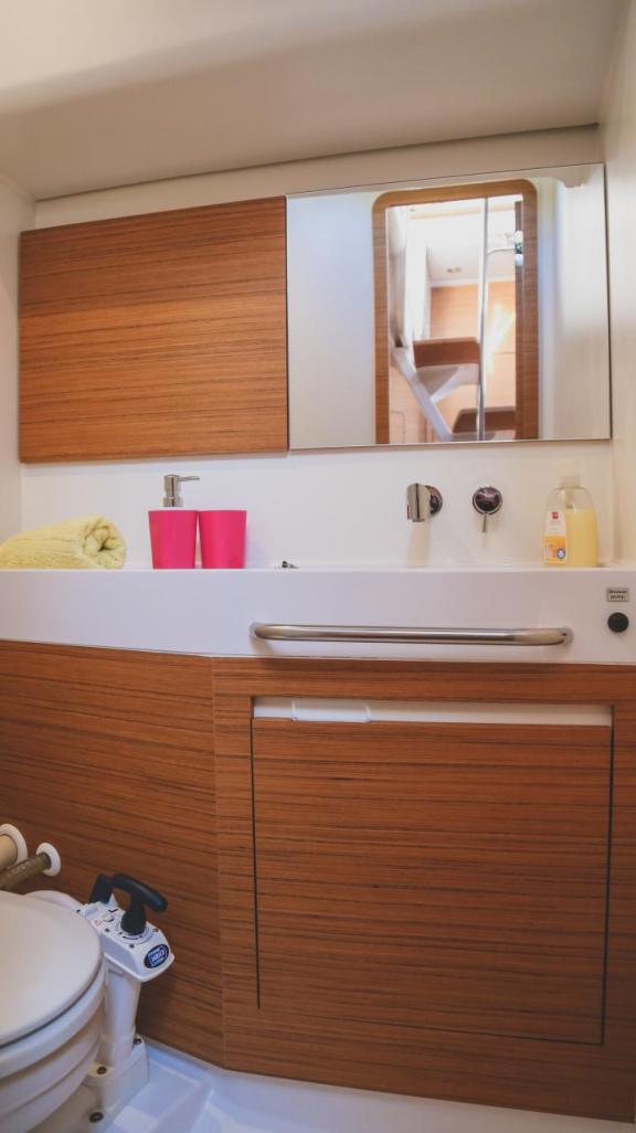 Image of Virginia yacht #13