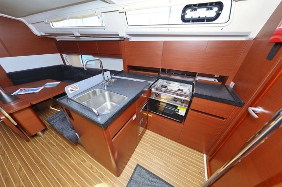 Image of Chablis yacht #7