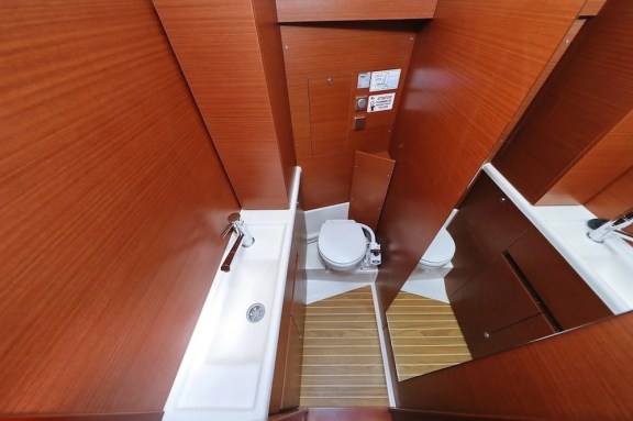 Image of Chablis yacht #12