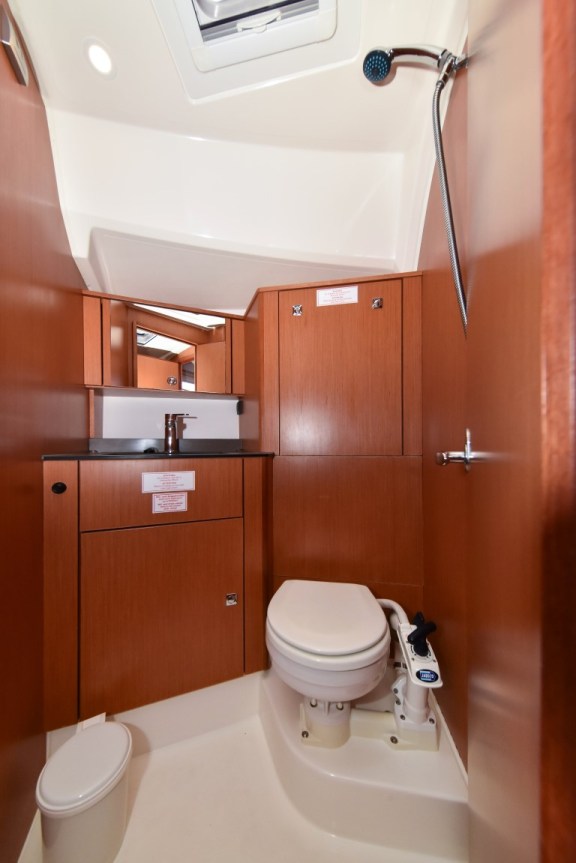 Image of Chill Bill yacht #30