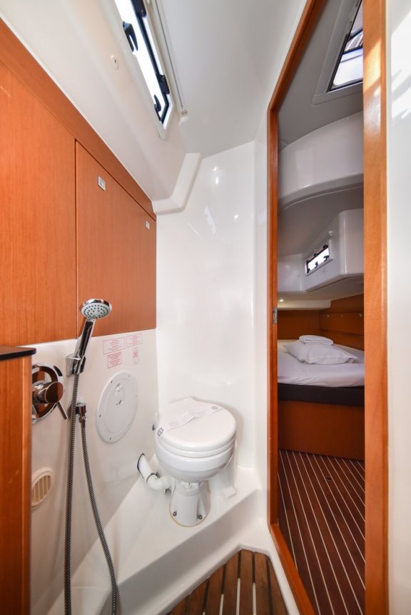 Image of Fat Boy yacht #43