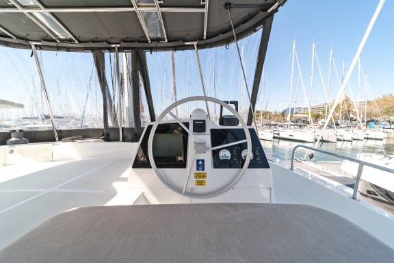 Image of About Time yacht #16