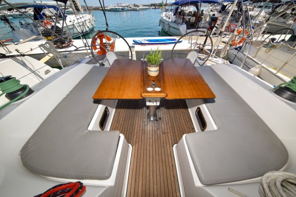 Image of Yolo yacht #16