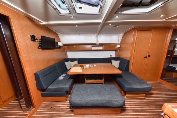 Image of Yolo yacht #24