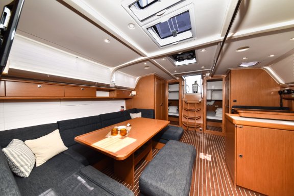 Image of Yolo yacht #17