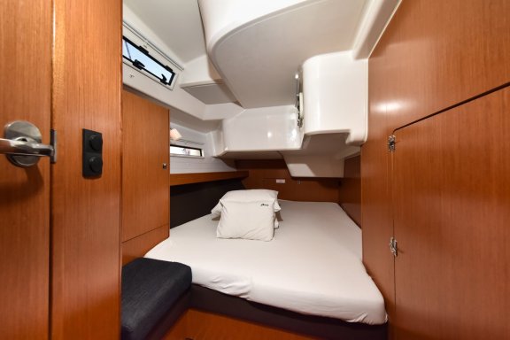 Image of Yolo yacht #33