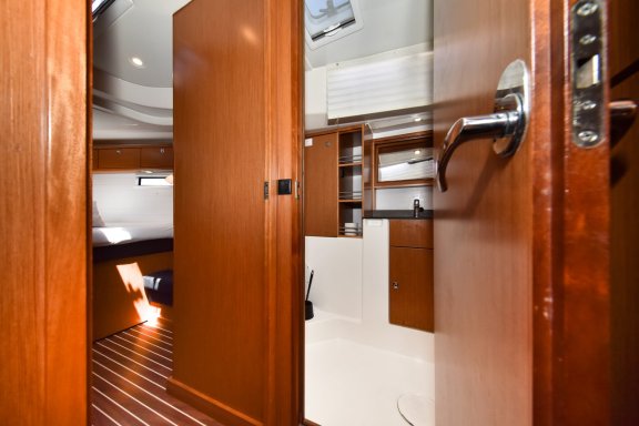 Image of Yolo yacht #35
