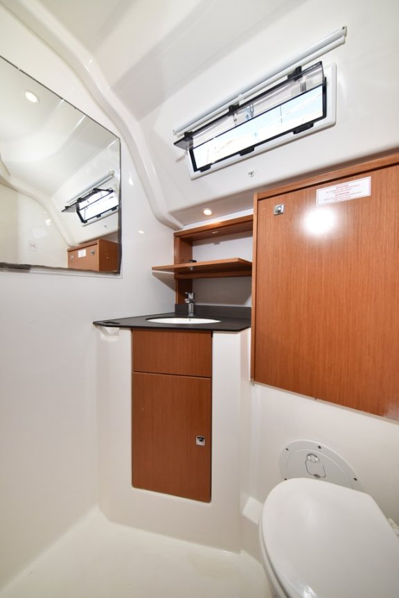 Image of Yolo yacht #37