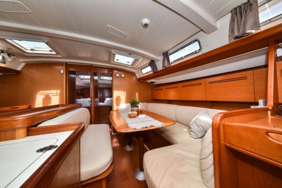 Image of Papalina yacht #23