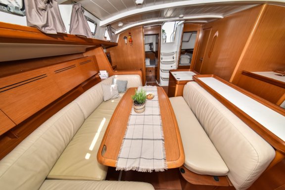 Image of Papalina yacht #28