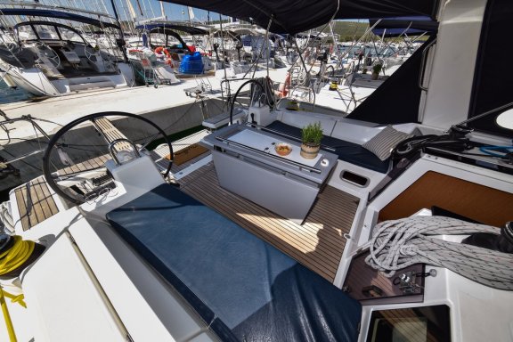 Image of 4Play yacht #14