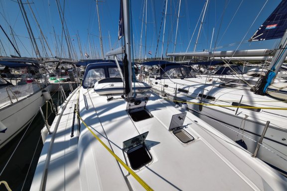 Image of 4Play yacht #12