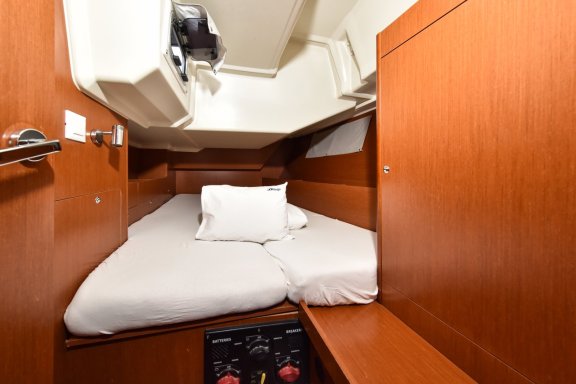 Image of 4Play yacht #30