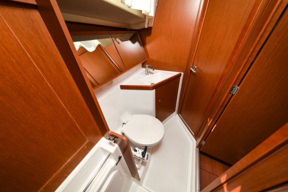 Image of 4Play yacht #35