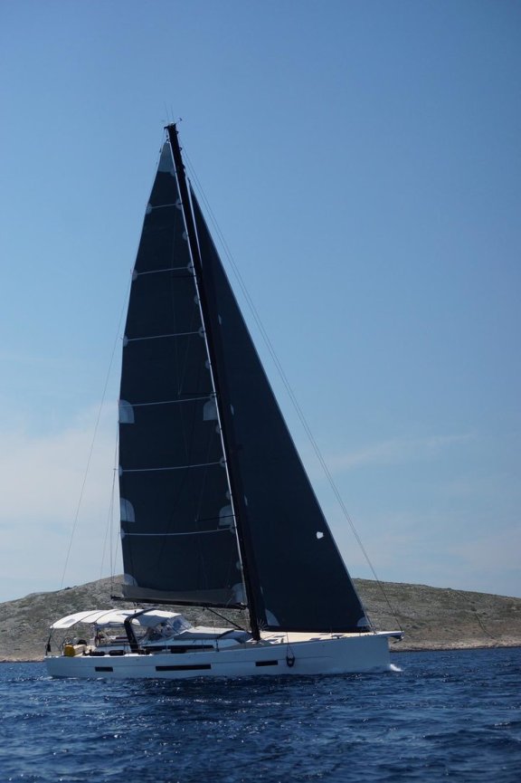 Image of Bahia Feliz V yacht #7