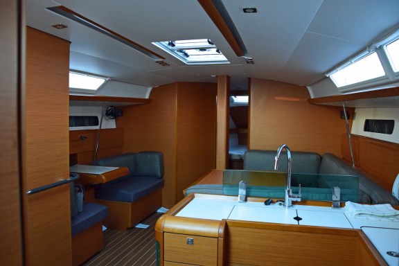 Image of Beaujolais yacht #5