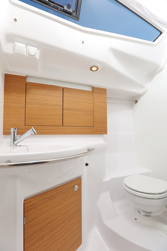 Image of Black Panther yacht #13