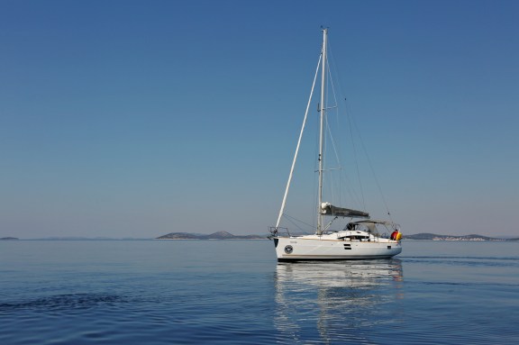 Image of Black Panther yacht #24