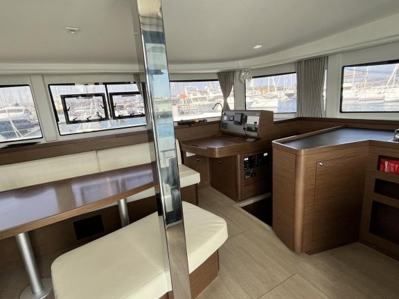 Image of Zoe yacht #7