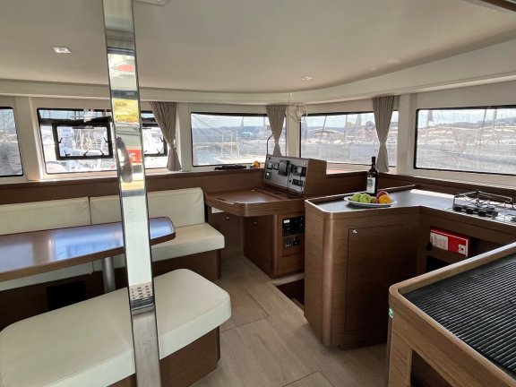 Image of Zoe yacht #8