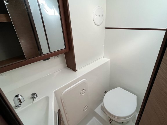 Image of Zoe yacht #13