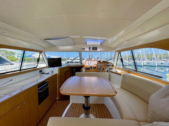 Image of Iris yacht #19
