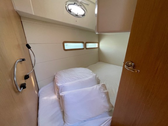 Image of Iris yacht #28