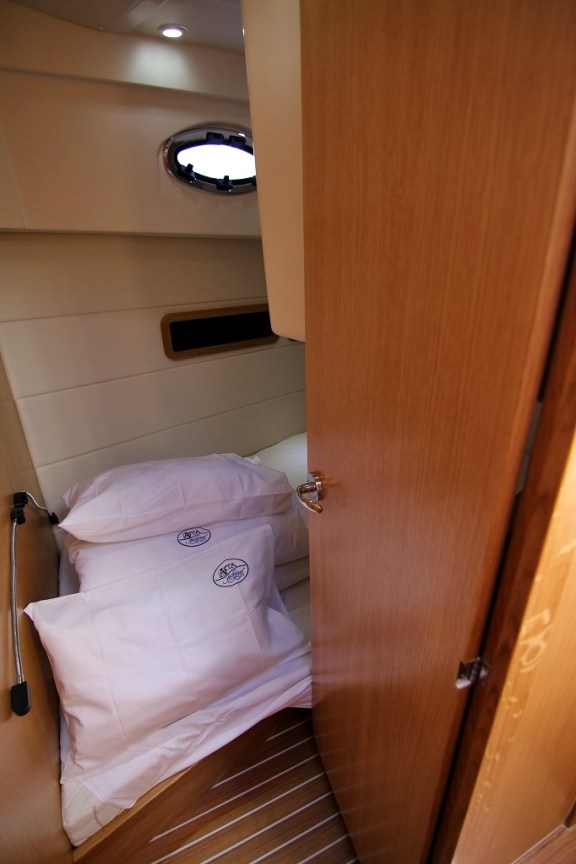 Image of Iris yacht #24