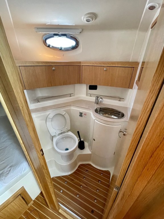 Image of Iris yacht #31