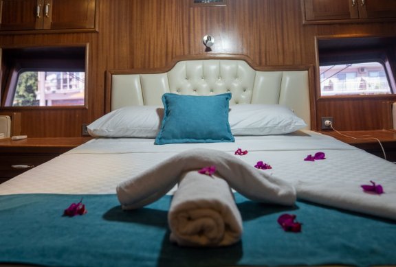 Image of Queen D. yacht #17