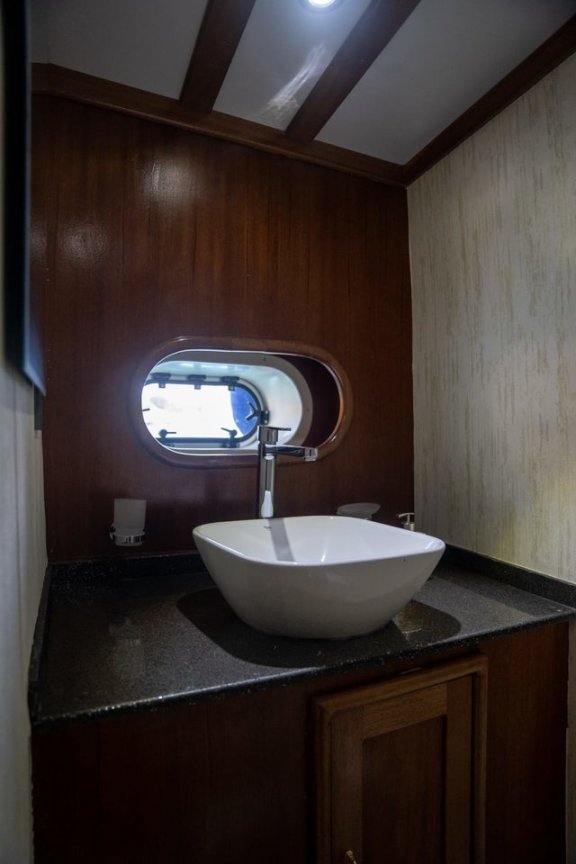 Image of Queen D. yacht #24