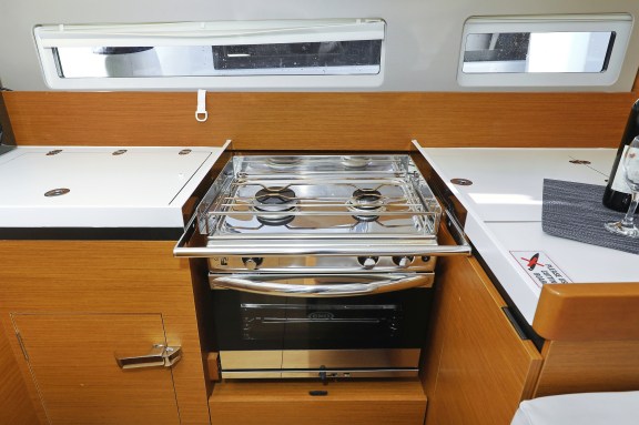 Image of Diona yacht #12