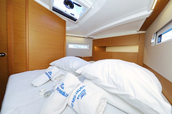 Image of Diona yacht #15