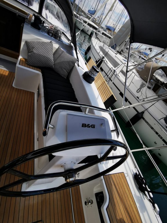 Image of Marie yacht #10