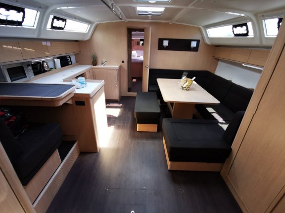 Image of Marie yacht #12