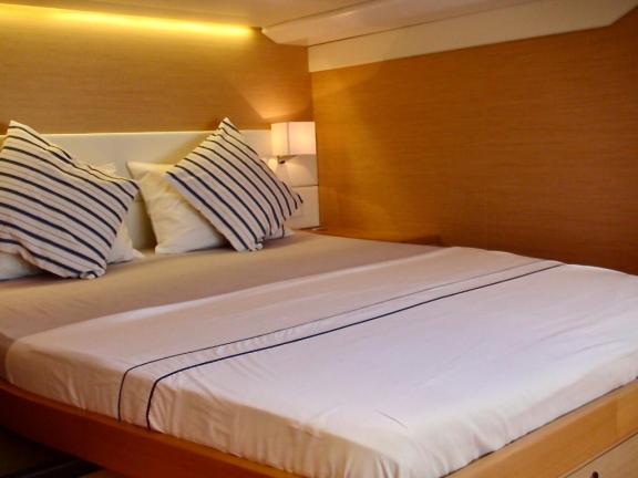 Image of Camaron yacht #30