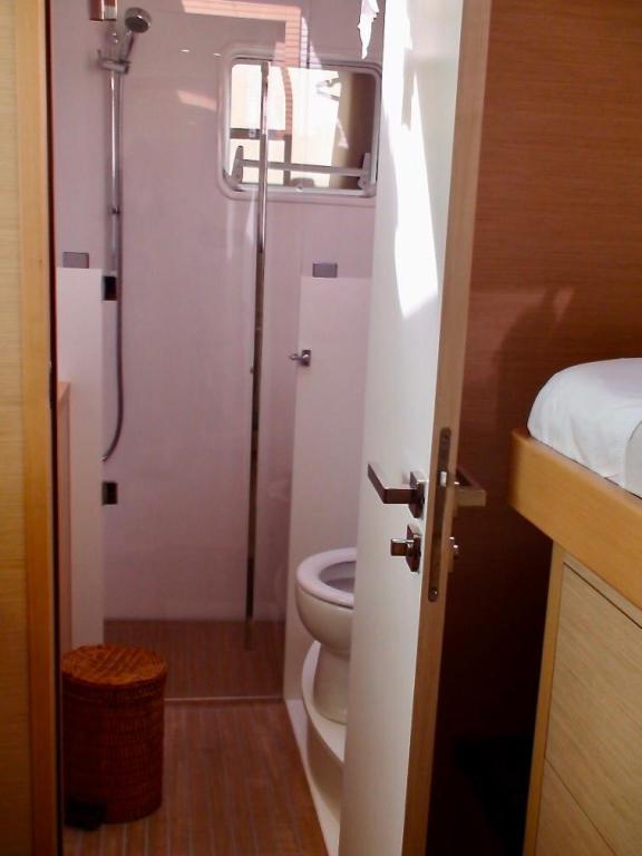 Image of Camaron yacht #35